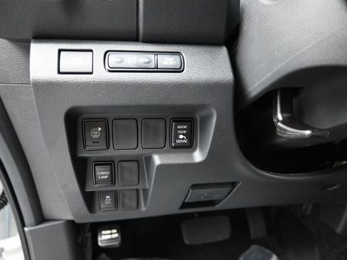 New 2026 Nissan Frontier SV w/ SV Convenience Package image 13