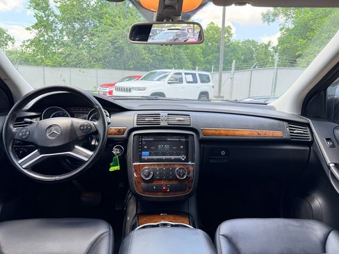 Used 2012 Mercedes-Benz R 350 BlueTEC 4MATIC image 13