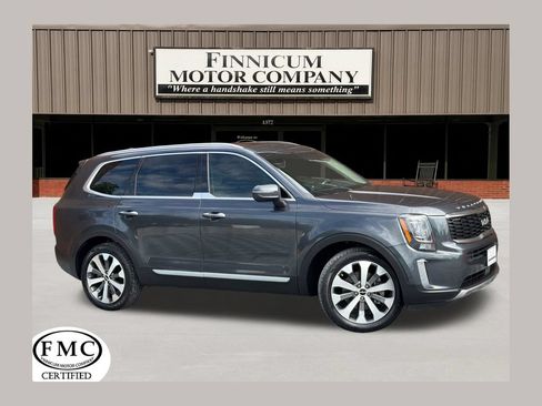 Used 2022 Kia Telluride S AWD/4WD image 1