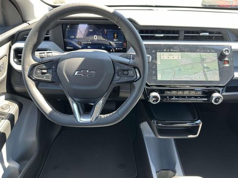 New 2027 Chevrolet Bolt LT w/ Comfort Package FWD image 8