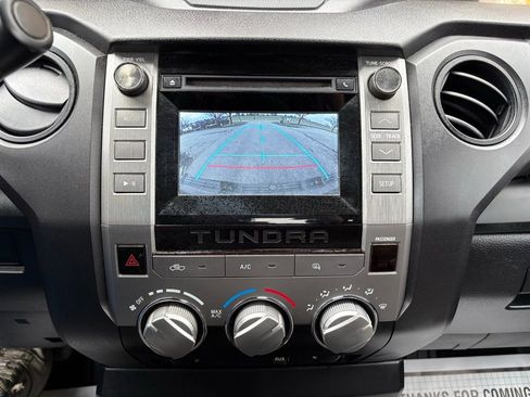 Used 2014 Toyota Tundra SR image 28