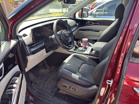 Used 2024 Kia Carnival SX Prestige FWD image 8