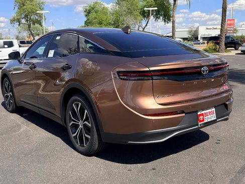 New 2026 Toyota Crown Limited AWD/4WD image 4