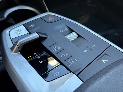 Used 2025 BMW X1 xDrive28i w/ Premium Package image 24