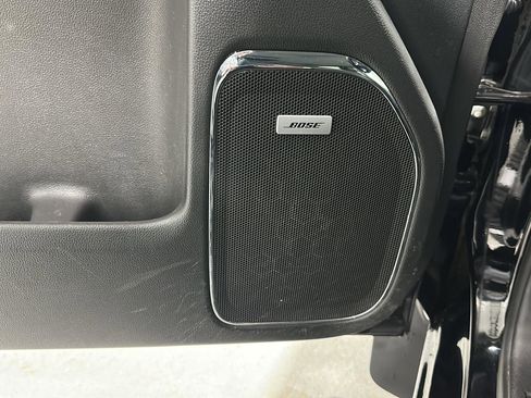 Used 2015 GMC Sierra 1500 SLT w/ SLT Crew Cab Value Package image 19