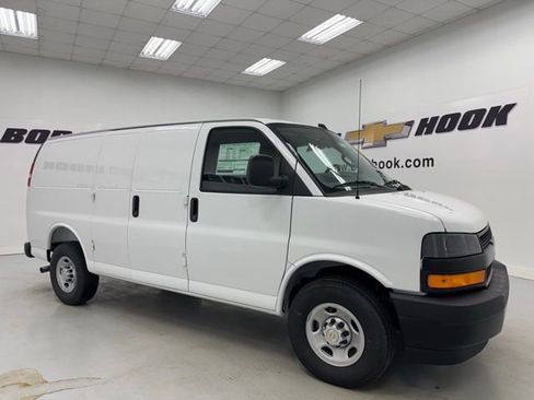 New 2025 Chevrolet Express 2500 Work Van w/ Driver Convenience Package image 3
