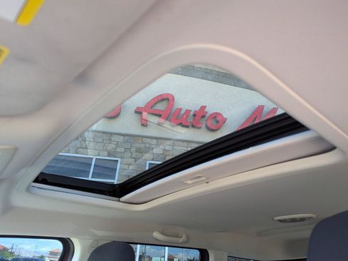 Used 2011 Dodge Nitro Heat w/ Popular Equipment Group AWD/4WD image 19