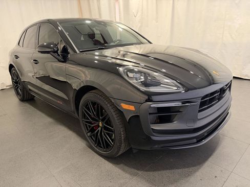 Certified 2023 Porsche Macan GTS image 7