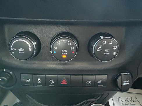 Used 2013 Jeep Wrangler Unlimited Sahara w/ Connectivity Group AWD/4WD image 24