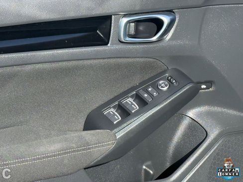 Used 2022 Honda Civic EX image 17