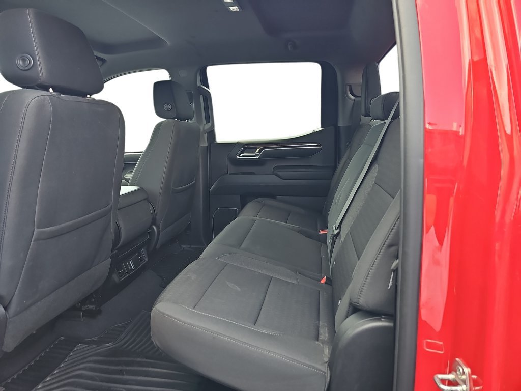Used 2023 Chevrolet Silverado 1500 LT AWD/4WD image 13