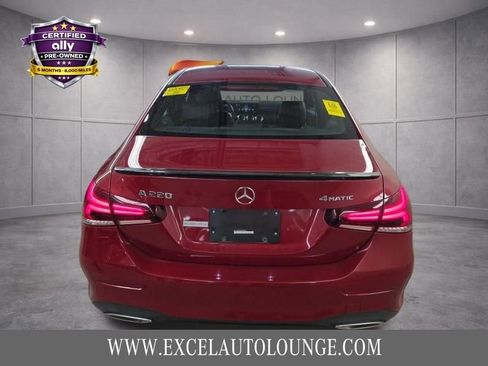 Used 2022 Mercedes-Benz A 220 4MATIC image 5