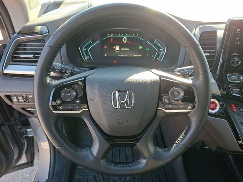 Used 2024 Honda Odyssey Touring image 22