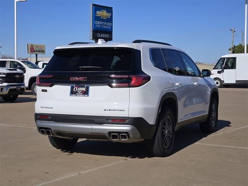 Used 2025 GMC Acadia Elevation image 7