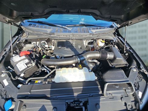 Used 2022 Ford F150 XLT w/ Equipment Group 302A High image 12