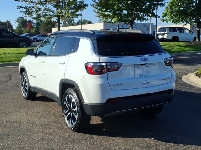 Certified 2024 Jeep Compass Limited AWD/4WD image 6
