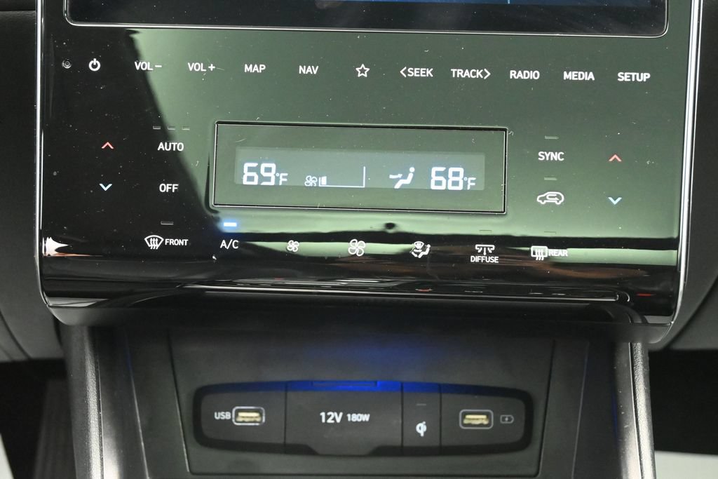 Used 2023 Hyundai Tucson Limited w/ Cargo Package AWD/4WD image 19