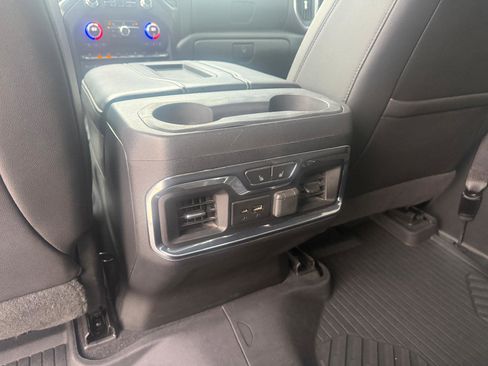 Used 2020 GMC Sierra 2500 AT4 w/ AT4 Premium Package image 17