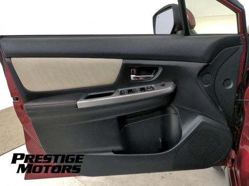 Used 2017 Subaru Crosstrek 2.0i Premium AWD/4WD image 24