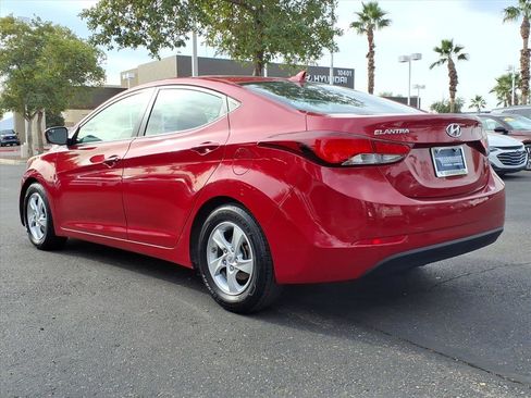 Used 2014 Hyundai Elantra SE image 3