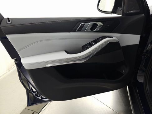 Used 2026 BMW X5 xDrive50e w/ Premium Package AWD/4WD image 10