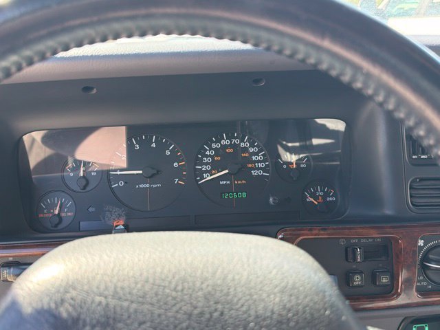 Used 1998 Jeep Grand Cherokee Limited AWD/4WD image 26