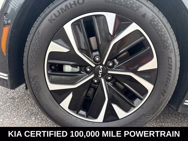 Certified 2023 Kia EV6 Wind w/ Wind Technology Package RWD image 9