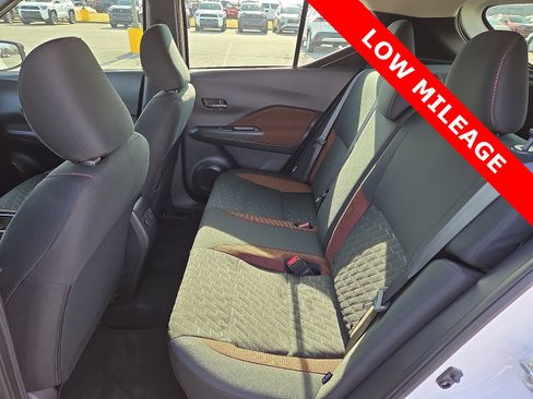 Used 2024 Nissan Kicks SR image 10