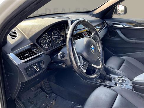 Used 2018 BMW X1 xDrive28i image 17