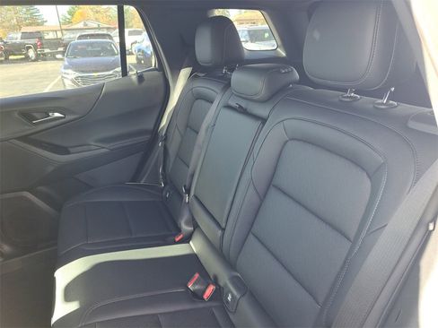 New 2026 Chevrolet Equinox LT w/ Convenience Package II image 19