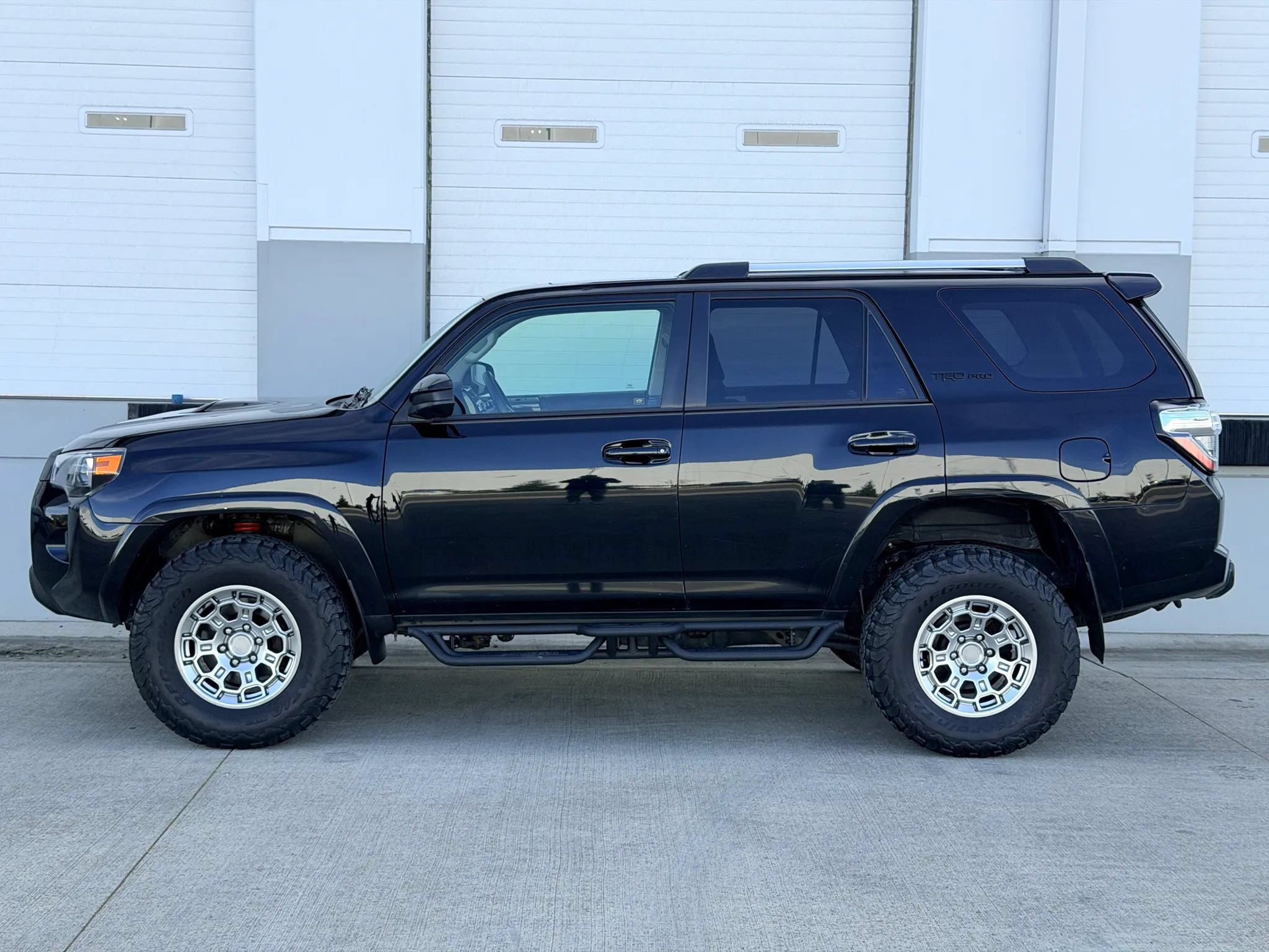 Used 2019 Toyota 4Runner TRD Pro AWD/4WD image 2