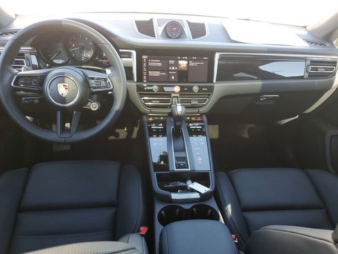 New 2026 Porsche Macan AWD/4WD image 18