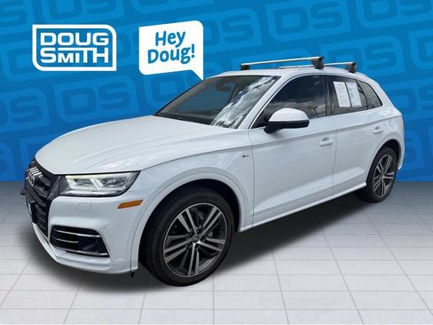 Used 2020 Audi Q5 e Premium Plus w/ Premium Plus Package AWD/4WD image 1