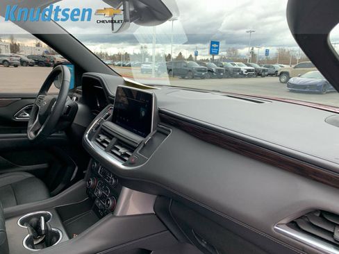 Used 2023 Chevrolet Tahoe Z71 w/ Z71 Off-Road Package image 14