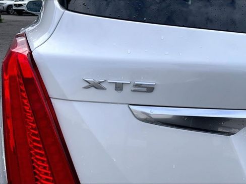 Used 2019 Cadillac XT5 Luxury FWD image 7