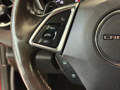 Used 2020 Chevrolet Camaro LT image 14