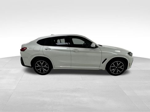 Used 2023 BMW X4 xDrive30i w/ M Sport Package image 8