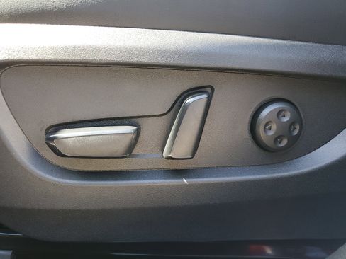 Used 2024 INFINITI QX50 Luxe image 11