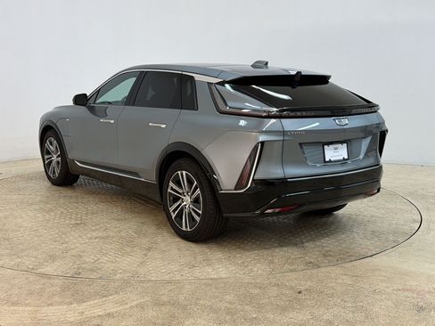 Certified 2024 Cadillac Lyriq Luxury RWD image 3