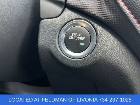 Used 2023 Chevrolet Equinox RS FWD image 16
