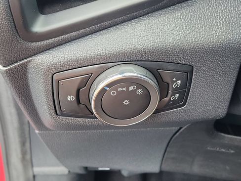 Certified 2021 Ford EcoSport SE w/ SE Convenience Package FWD image 28