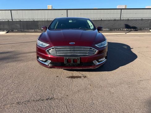 Used 2018 Ford Fusion Titanium image 3