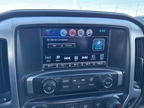 Used 2018 GMC Sierra 1500 SLE image 22