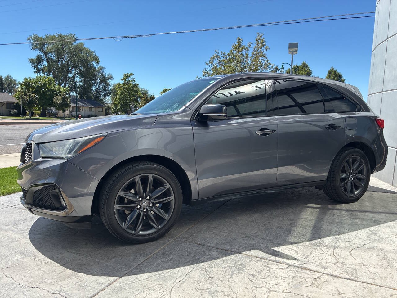 Used 2020 Acura MDX w/ Technology Package AWD/4WD image 4