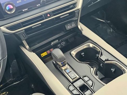 Used 2023 Lexus RX 350 Premium w/ Accessory Package (Z1) AWD/4WD image 35