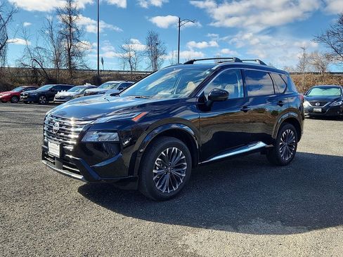 New 2026 Nissan Rogue Platinum w/ Platinum Premium Package AWD/4WD image 2