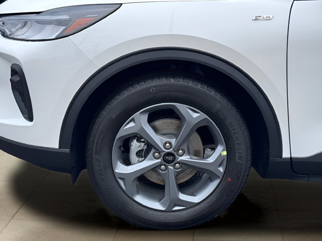 Used 2026 Ford Escape ST-Line w/ Tech Pack #1 FWD image 36
