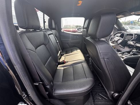 Used 2023 GMC Canyon Elevation w/ Elevation Premium Package image 9