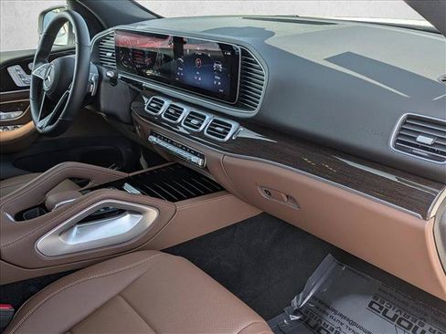 Used 2024 Mercedes-Benz GLE 350 4MATIC image 23