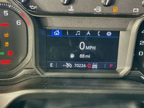 Used 2020 GMC Sierra 1500 Elevation w/ Elevation Value Package AWD/4WD image 16